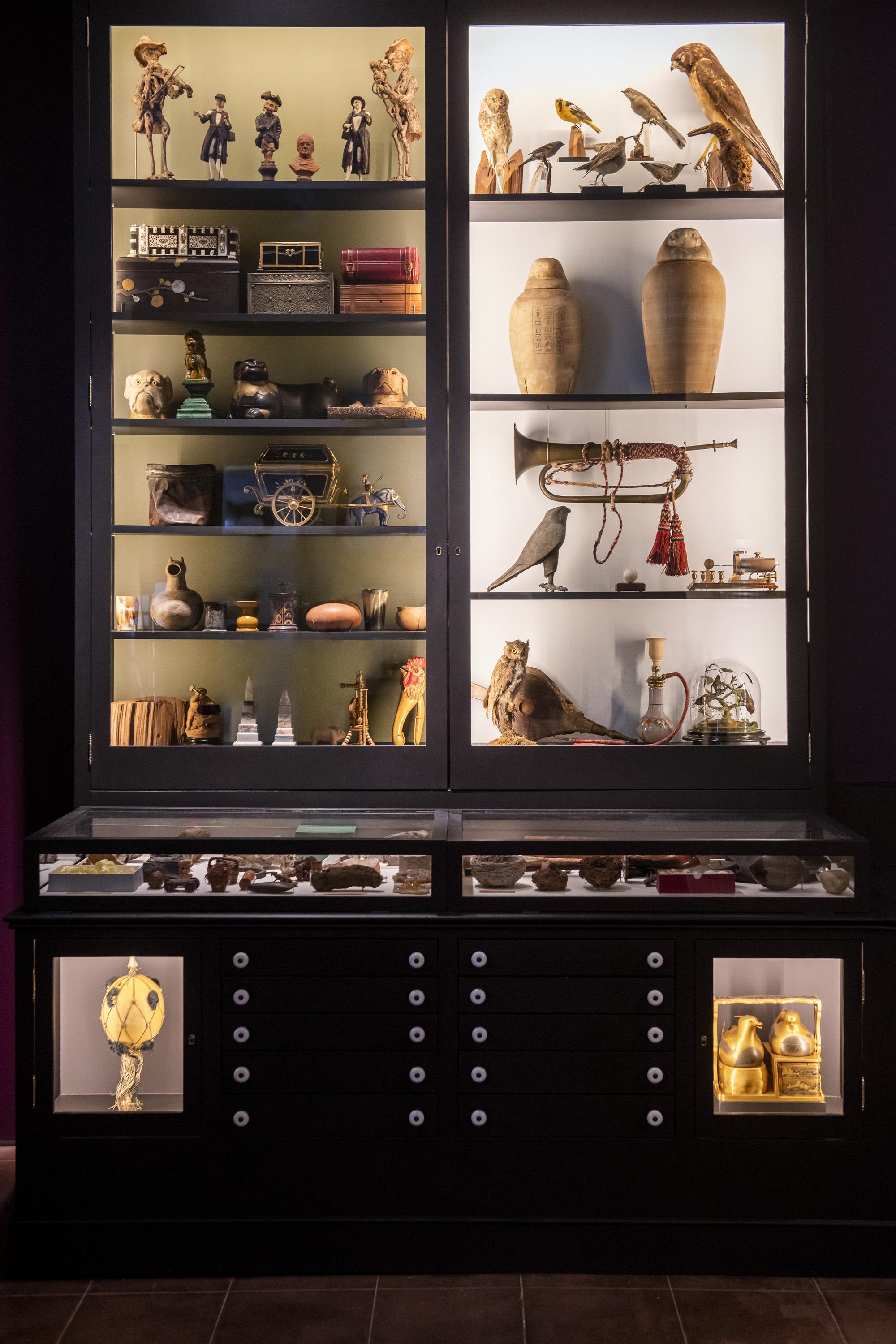A view of a mourning cabinet